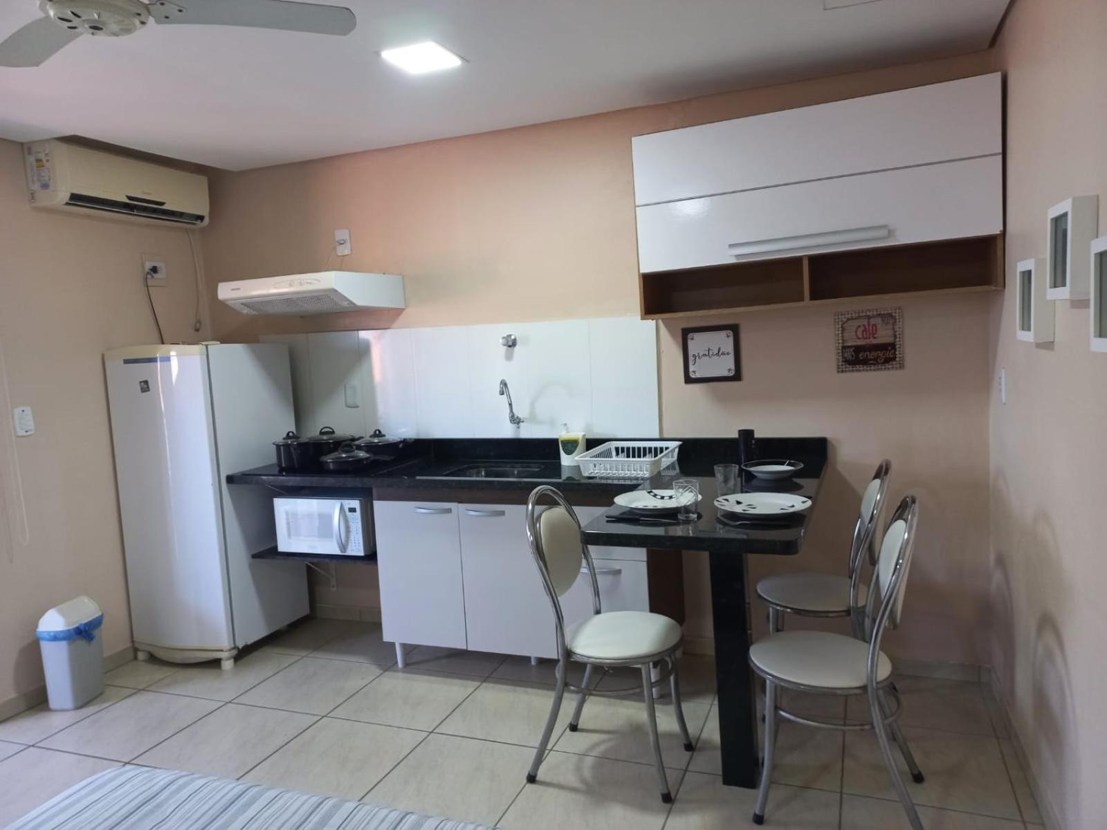 Residencial Costa Do Encanto ペーニャ エクステリア 写真